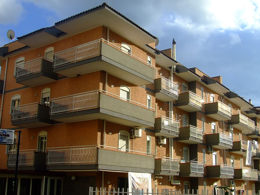 Complesso Residenziale Via Giovanni Falcone - Gaggi 1